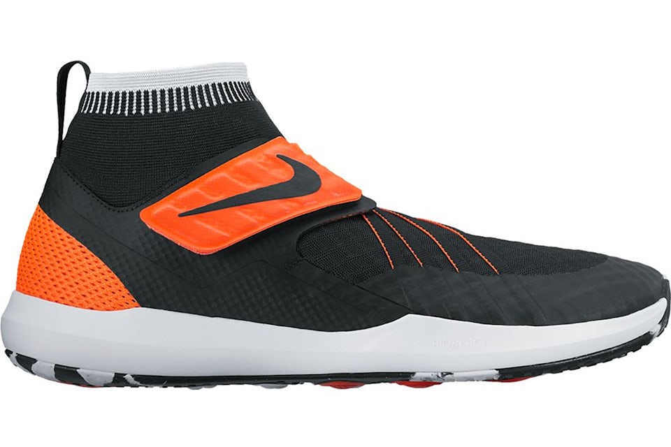 Nike flylon top train dynamic
