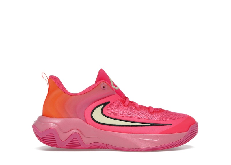 Nike Giannis Immortality 4 Sneakers in Hyper Pink/Pinksicle/Total Orange