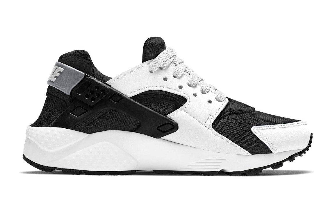 Pre-owned Nike Huarache Run Black White (gs) In Black/white
