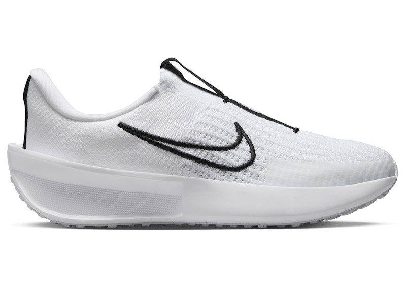 Pre-owned Nike Interact Run Easyon (women's) Sneakers In White/black