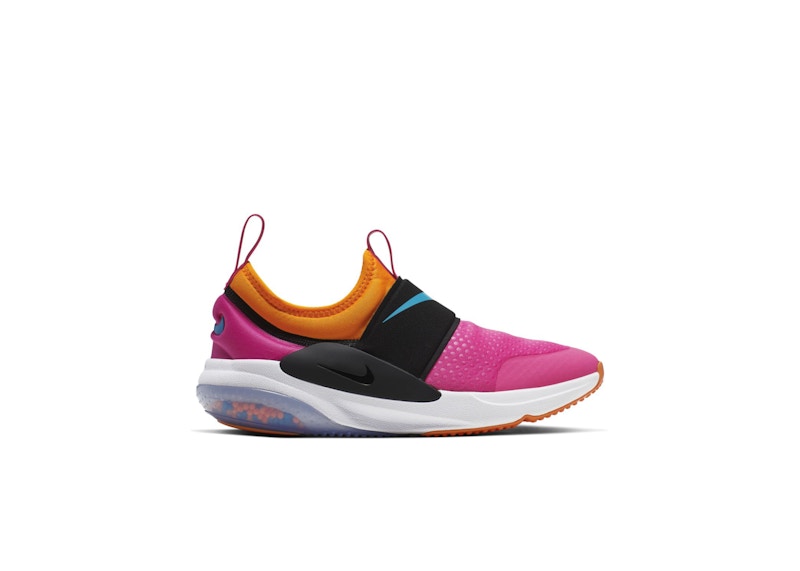 nike wmns studio trainer 2