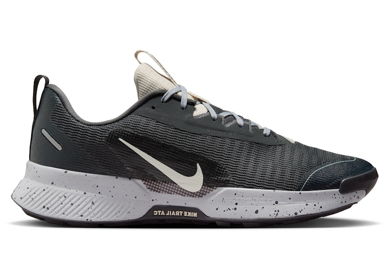 送料込み 追跡あり Nike Juniper Trail 3 \
