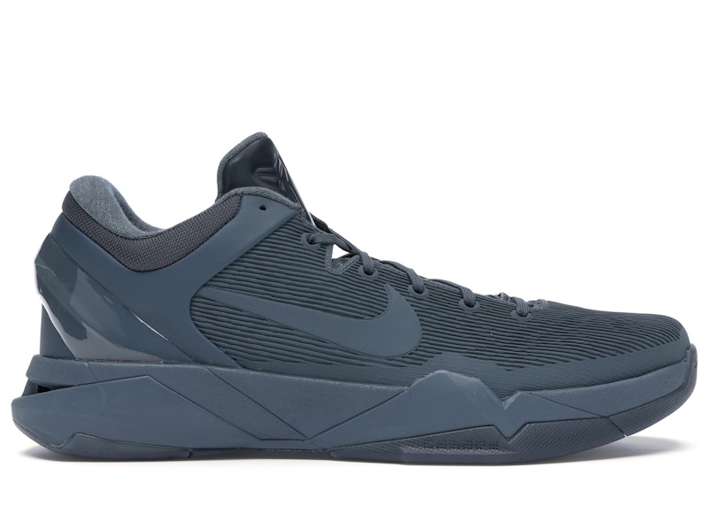 Nike kobe best sale 11 black mamba