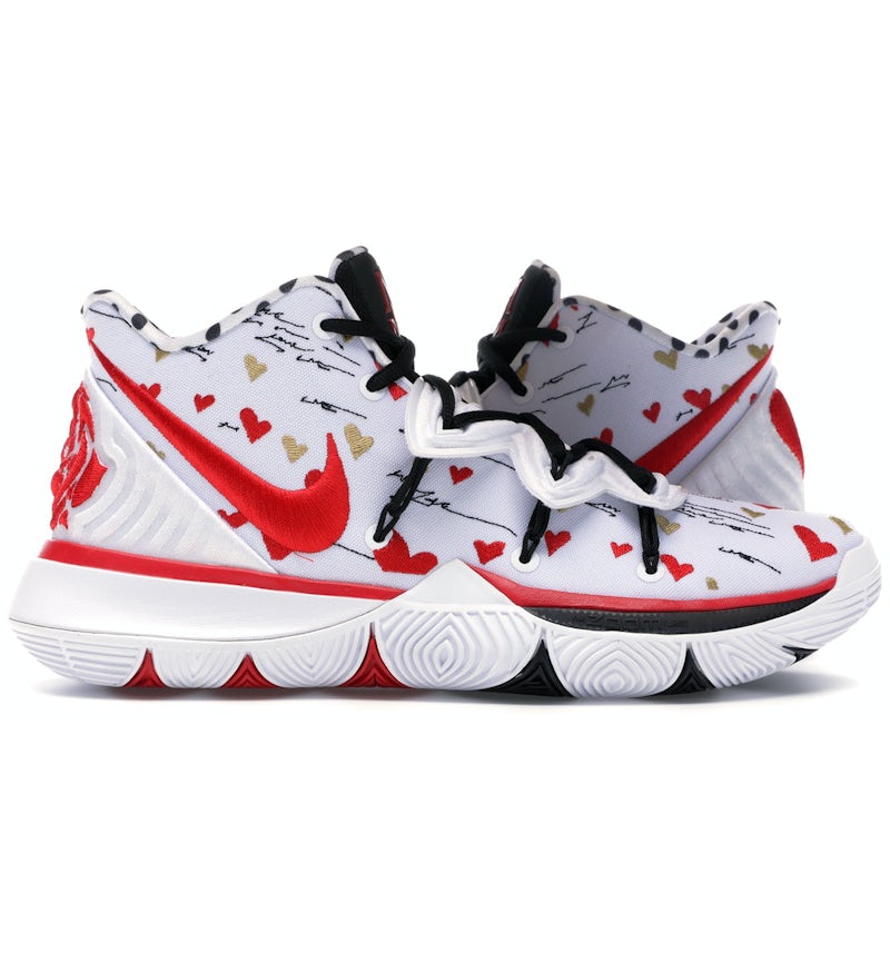 Nike Kyrie Sneaker Room Mom White Men's CU0677-100 US