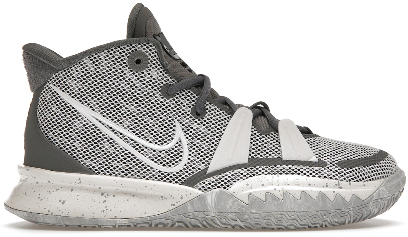 Nike Kyrie SE Chip (GS) - - US