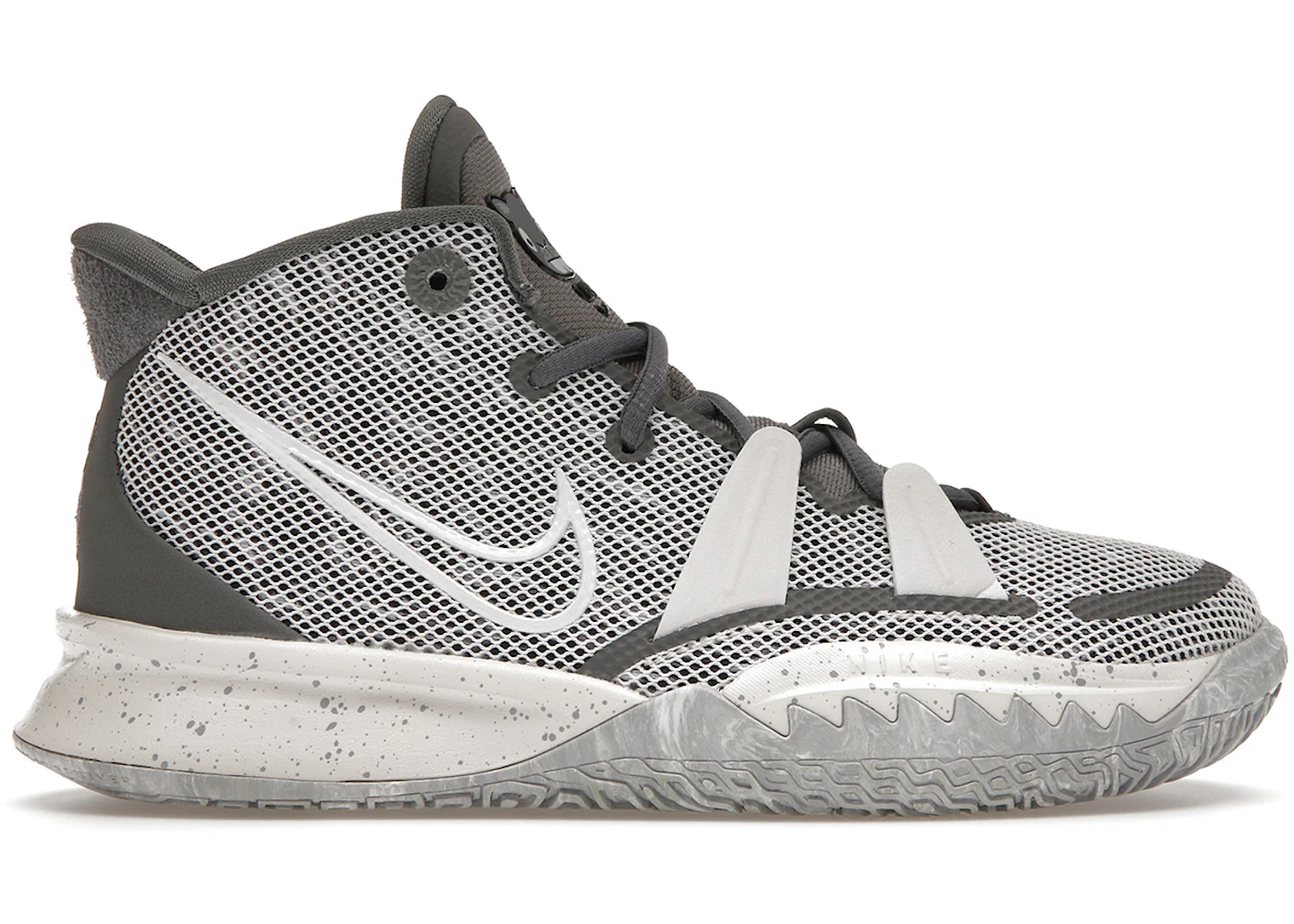 Nike Kyrie SE Chip (GS) DB5624-011 US - Main Image