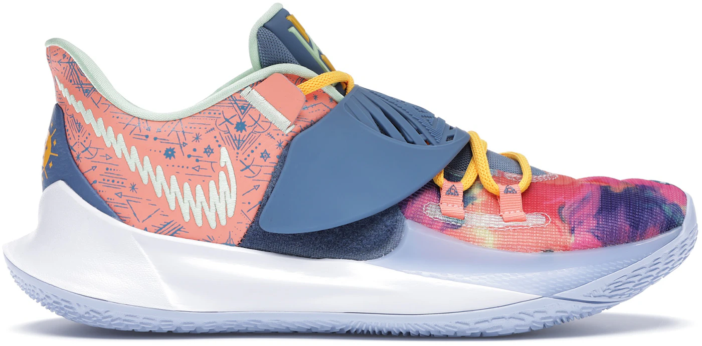 Nike Kyrie Low 3 Basketball Shoes in Blue, Size: 9 | CJ1286-400