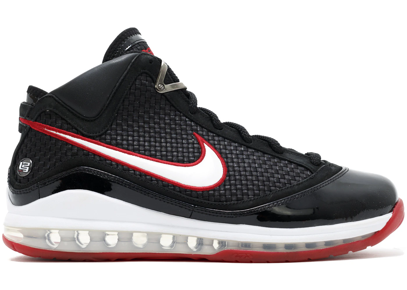 Nike top lebron hero