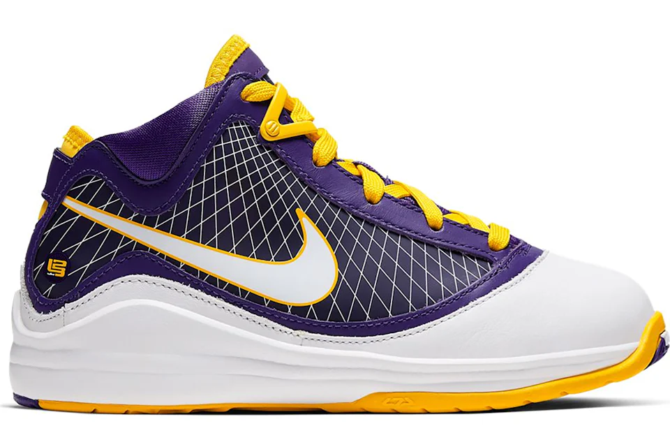 Lebron sales 7 shoes