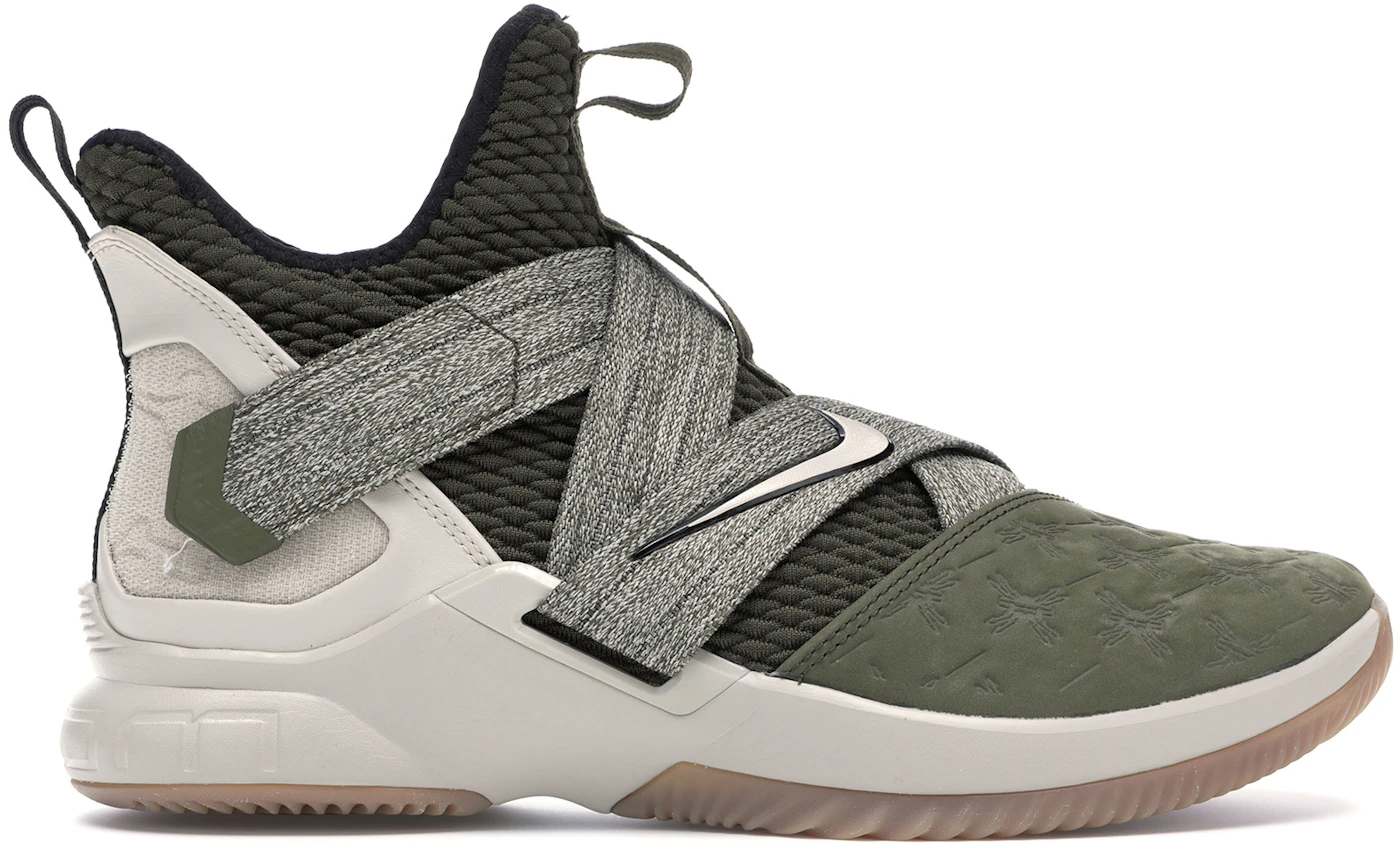 Nike Soldier 12 and Sea Men's AO2609-300 - US