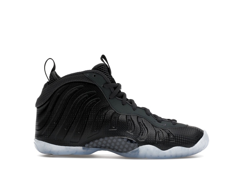 nike little posite one all black