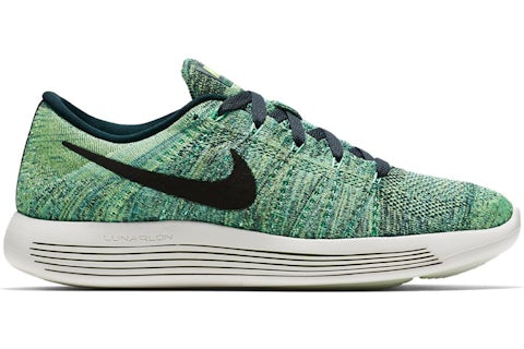 Flyknit Running Shoes Nike Lunarepic Flyknit Chukka Nike Lunarlon