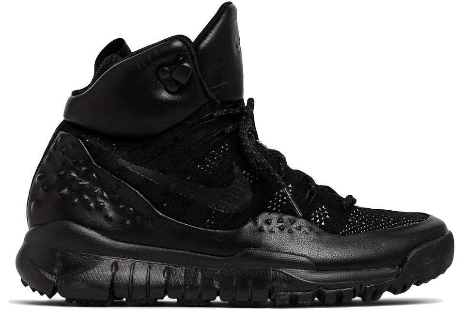 Nike lupinek flyknit black Clearance