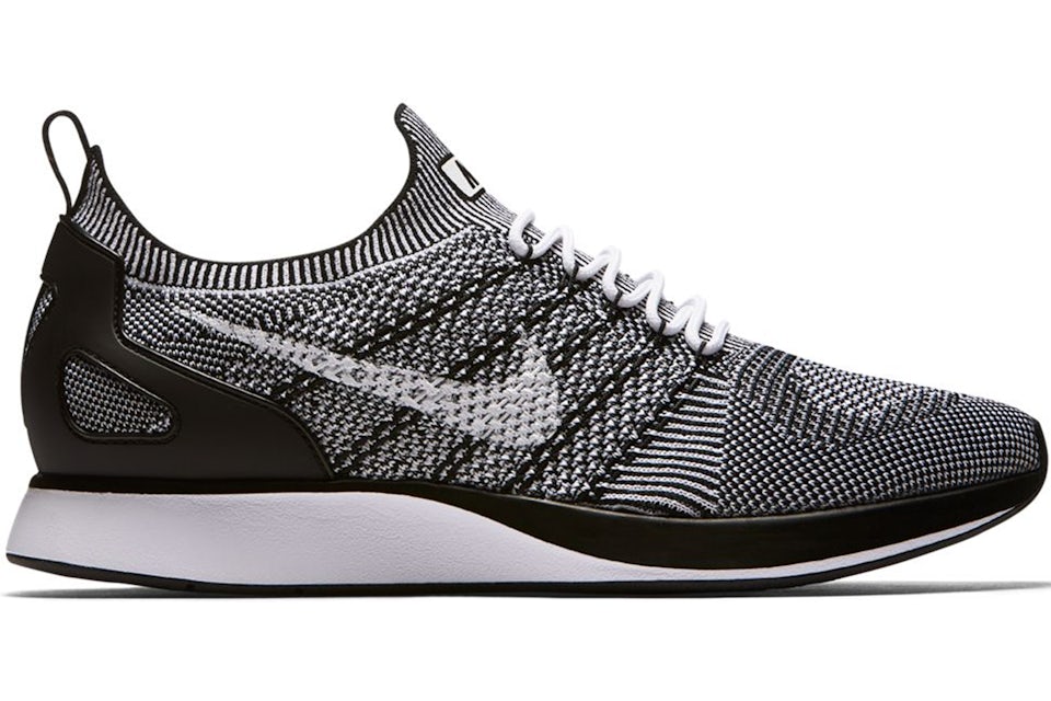Nike air zoom 2025 mariah flyknit racer oreo