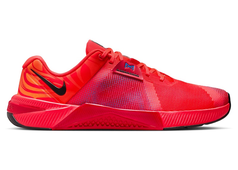 nike metcon crimson