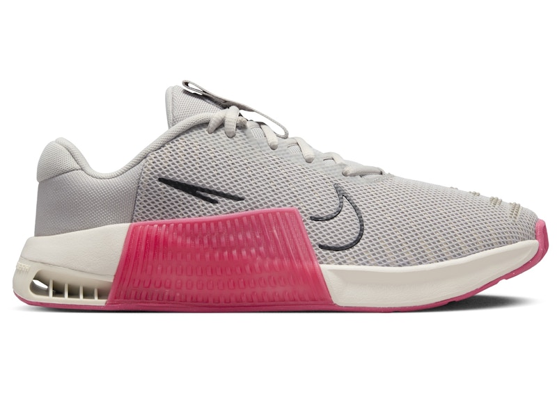 ◆正規品◆NIKE METCON 9 LIGHT IRON ORE◆関税/送料込◆人気◆ Nike Metcon 9 Training Shoes 'Light Iron Ore' (DZ2617-004