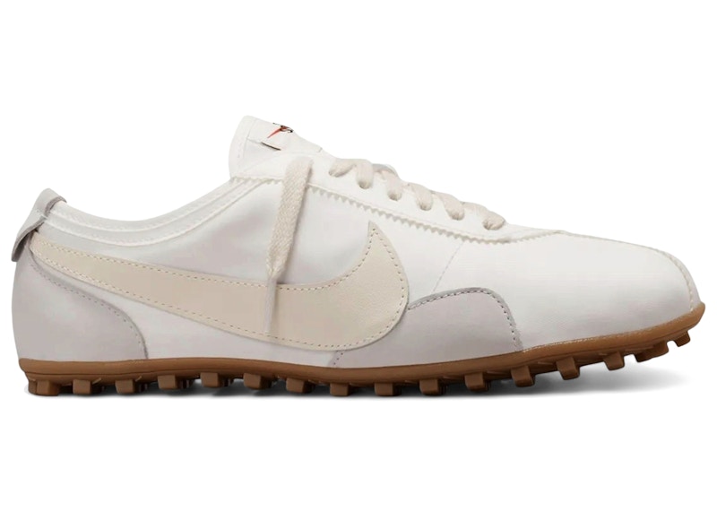 Nike Moon Shoe White Gum (Women's) Sneakers in Summit White/Soft Pearl/Gum Light Brown