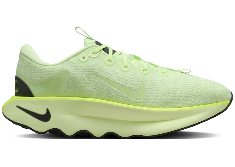◆正規品◆NIKE MOTIVA BARELY VOLT BLACK◆関税/送料込◆人気◆ ◇正規品◇NIKE MOTIVA BARELY VOLT BLACK◇関税/送料込◇人気
