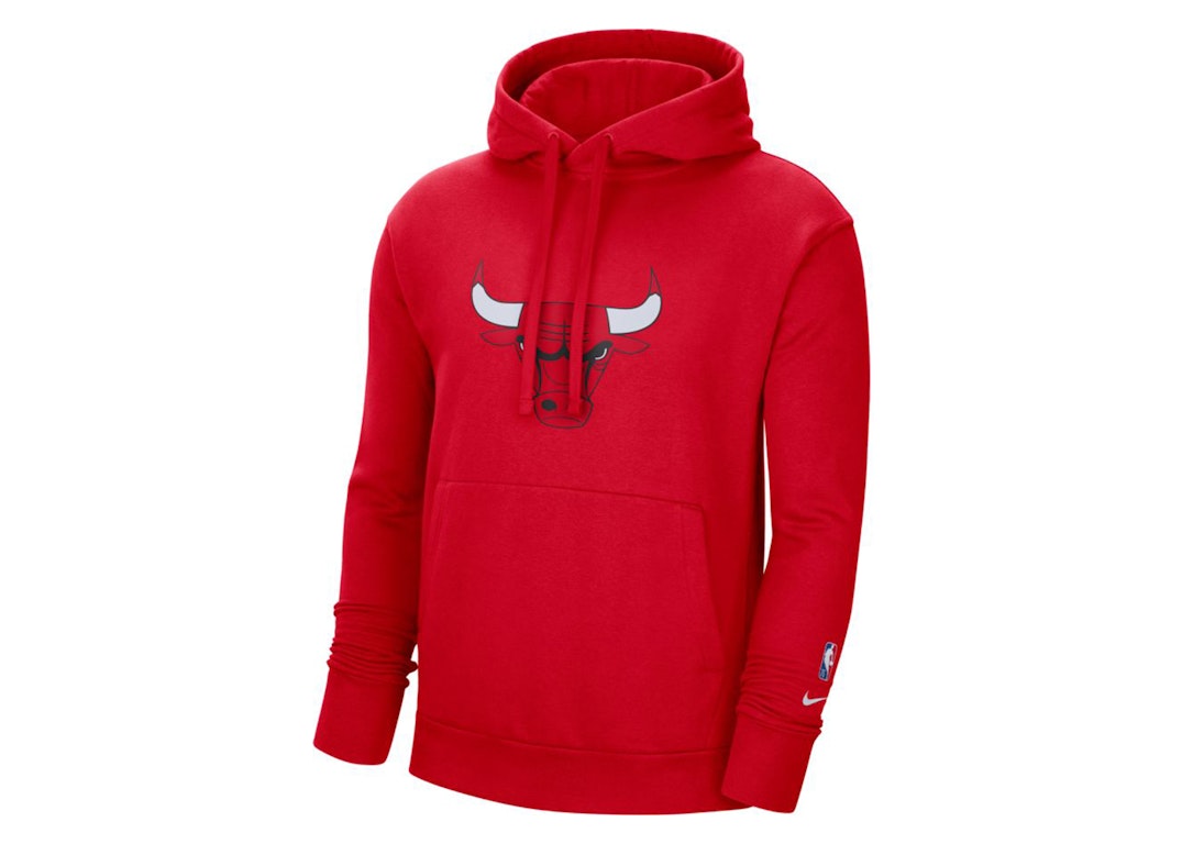 Pre-owned Nike Nba Essential Chicago Bulls Pullover Hoodie Red