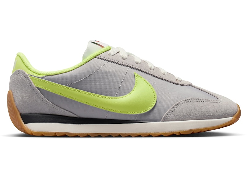 Nike Pacific Moon Particle Light Lemon Twist (Women's) - HM4771