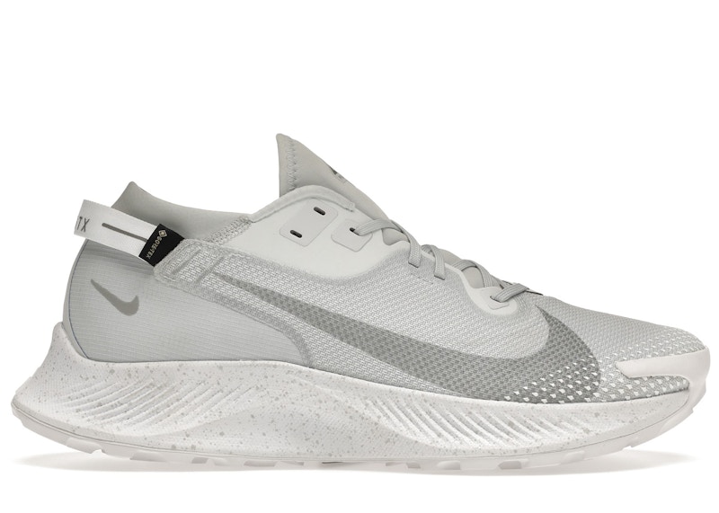 nike pegasus trail 2 gore-tex white