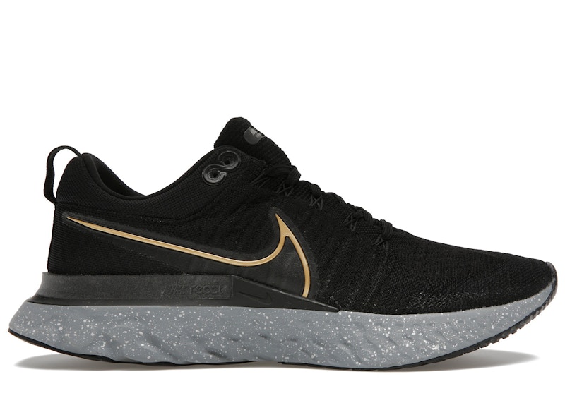 Nike flyknit store gold and black