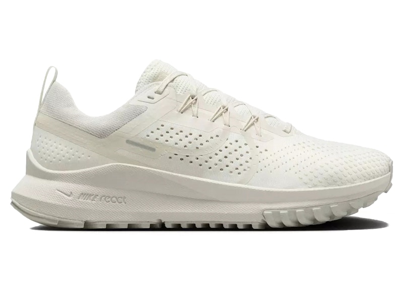 Pre-owned Nike Men's  React Pegasus Trail 4 Sneakers In Phantom/summit White/light Orewood Brown In Multi