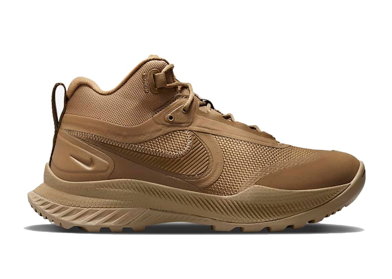 nike coyote