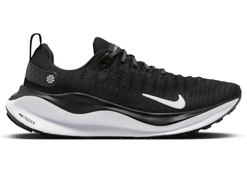 Pegasus 35 black sales and white