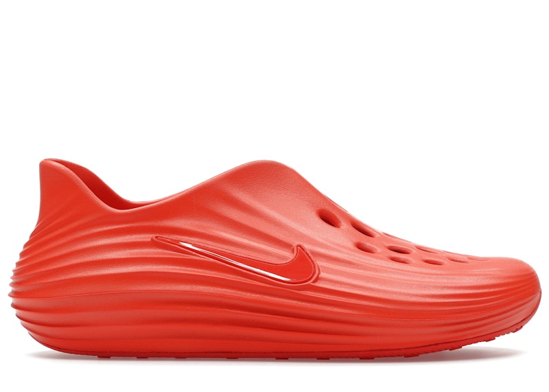 Men's Nike ReactX Rejuven8 Sneakers in Picante Red