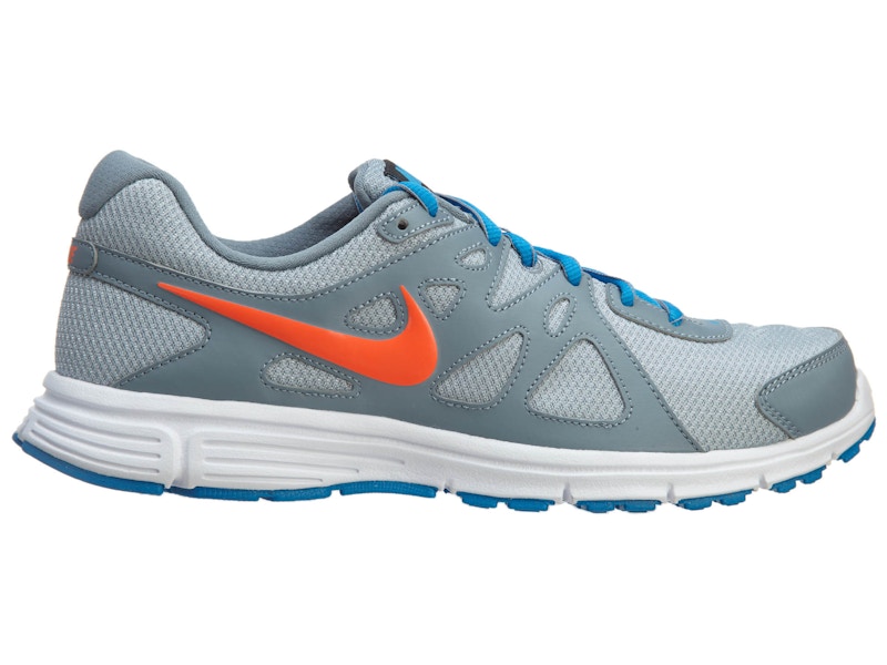 Nike revolve hot sale 2 grey