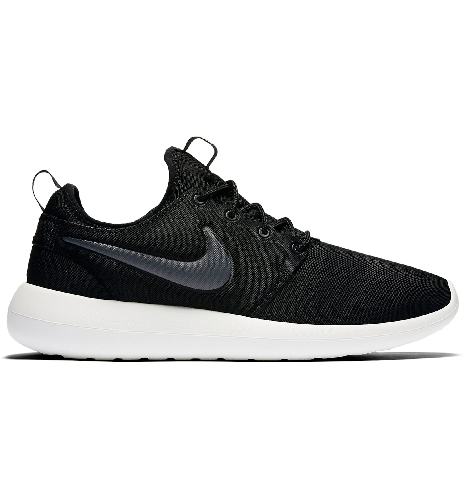 Nike roshe two all black hotsell