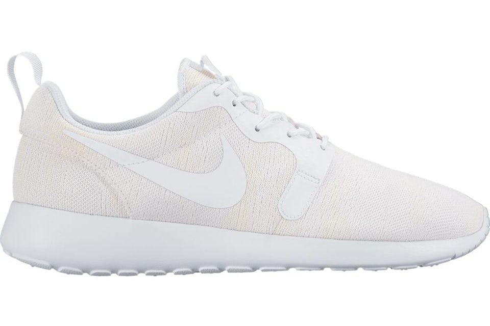 Nike roshe top white price