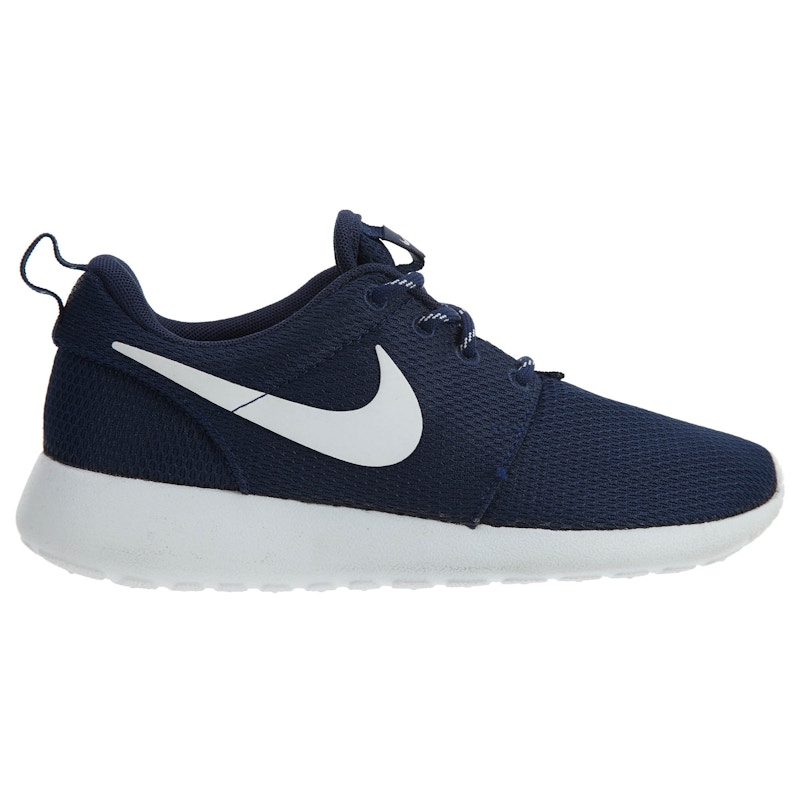 midnight navy roshe