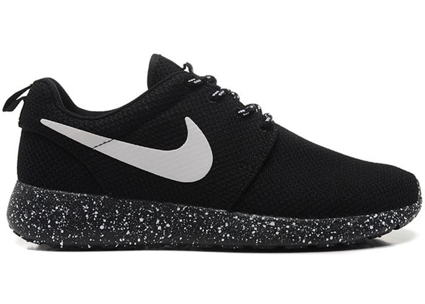 Nike roshe deals black and white