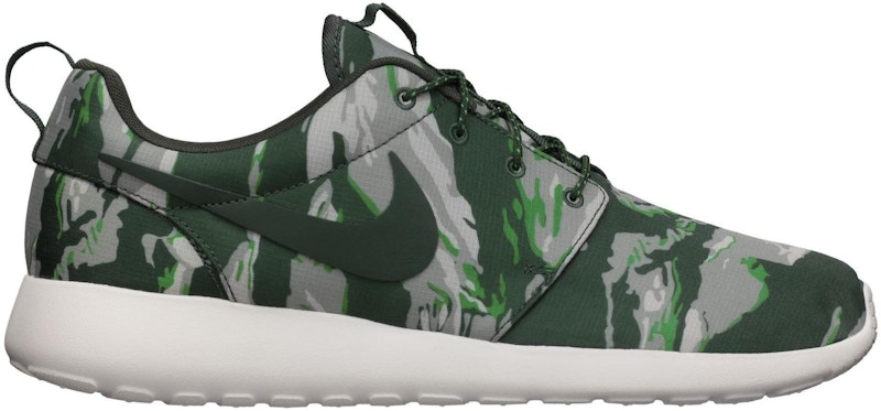 roshe run tiger camo