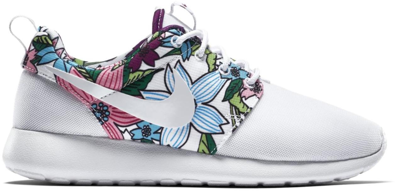 nike roshe with flowers