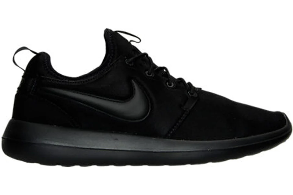 All black sale roshes mens