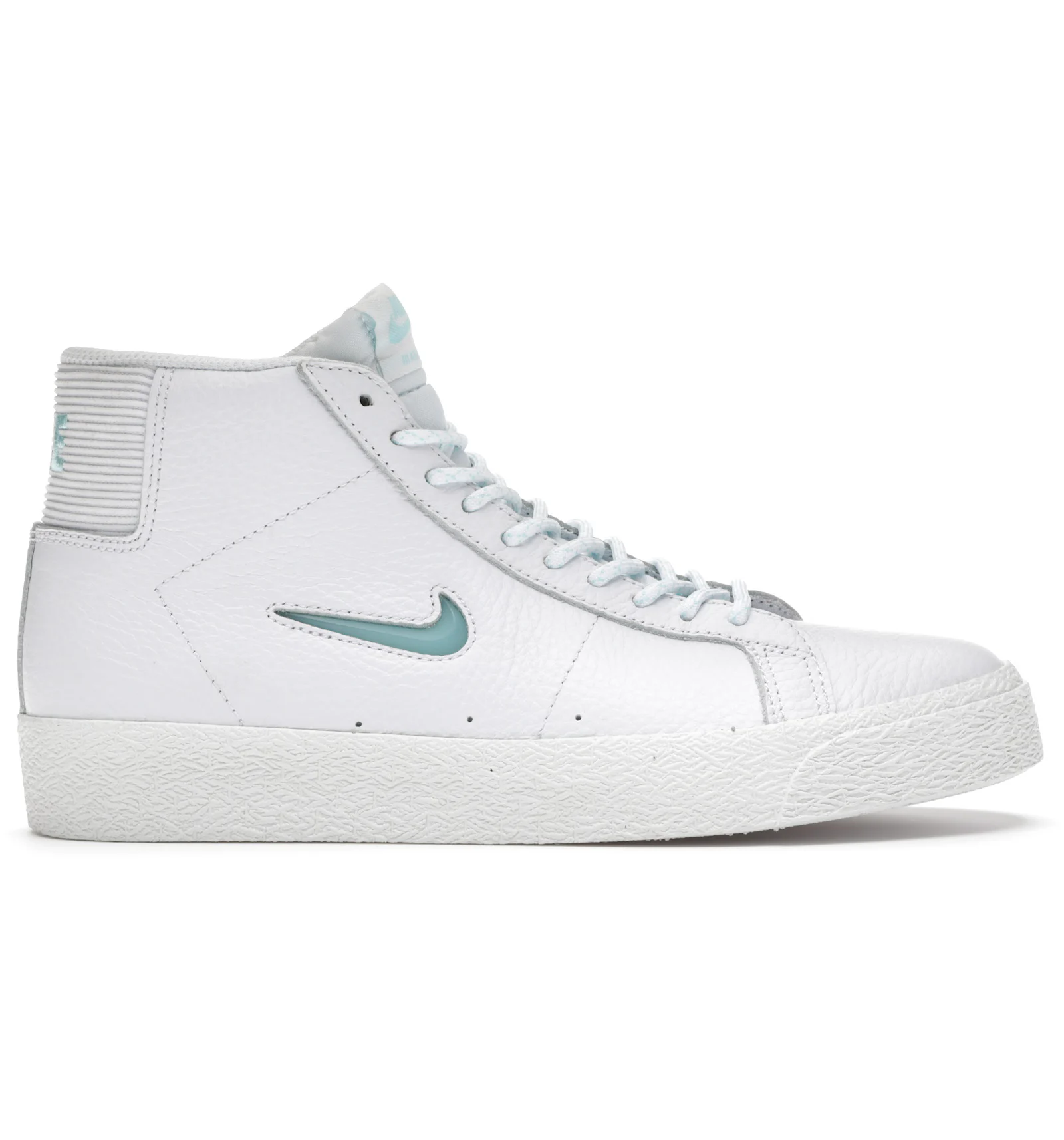Nike blazer top sb white