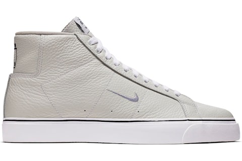 Nike sb blazer mid wknd 2025