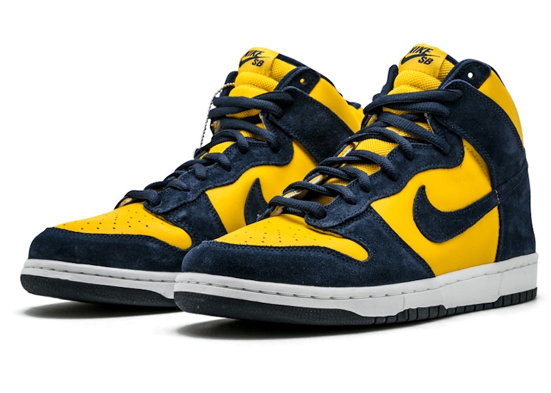 シーンバスケットボールNike SB DUNK HI PRO ミシガン