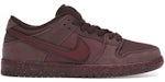 Nike SB Dunk niedrig City Of Love burgunderrot