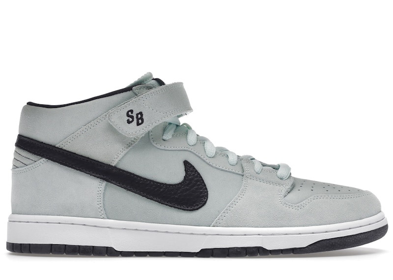 Nike Dunk mid SB sea crystal履き口紐