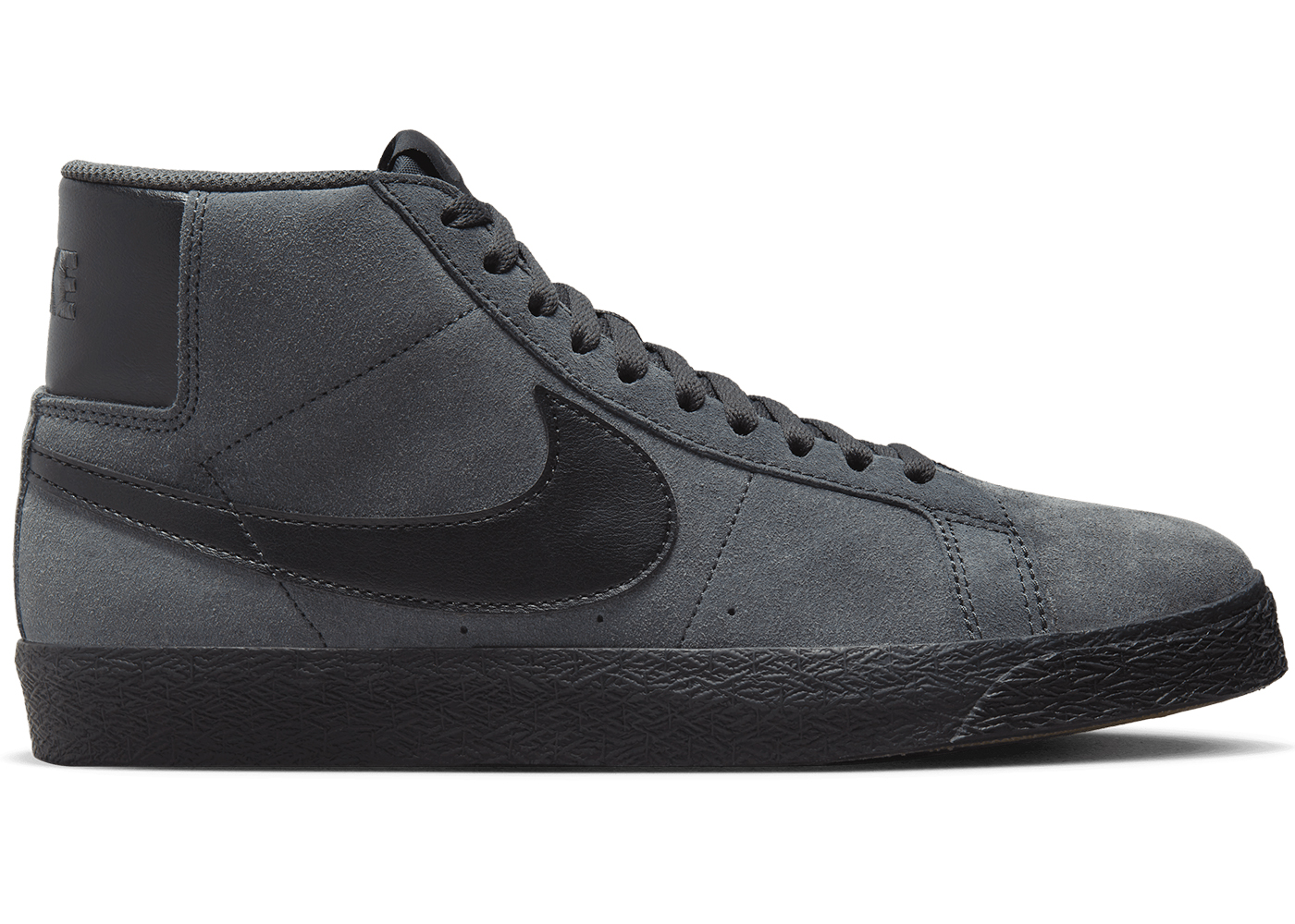 Nike blazer shop triple black