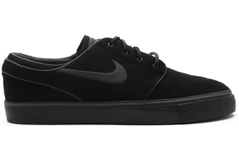 Nike sb janoski all black sales