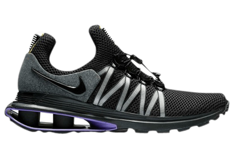 Black nike shox store gravity