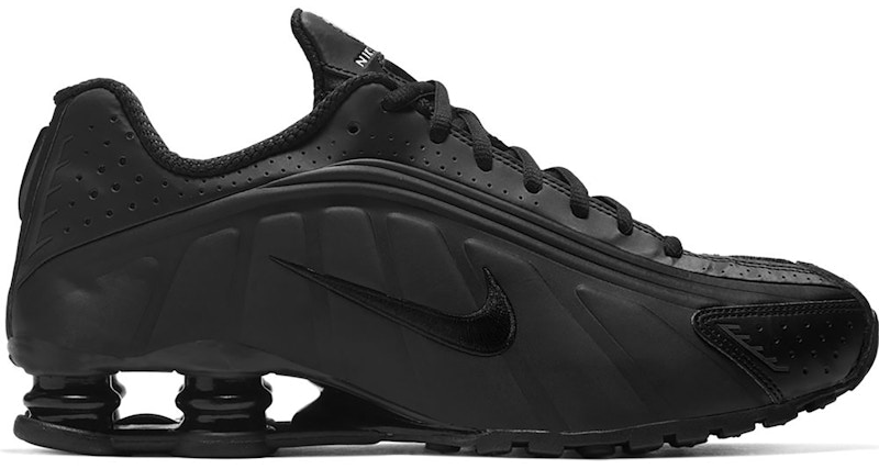 Nike Shox R4 Triple Black Matte