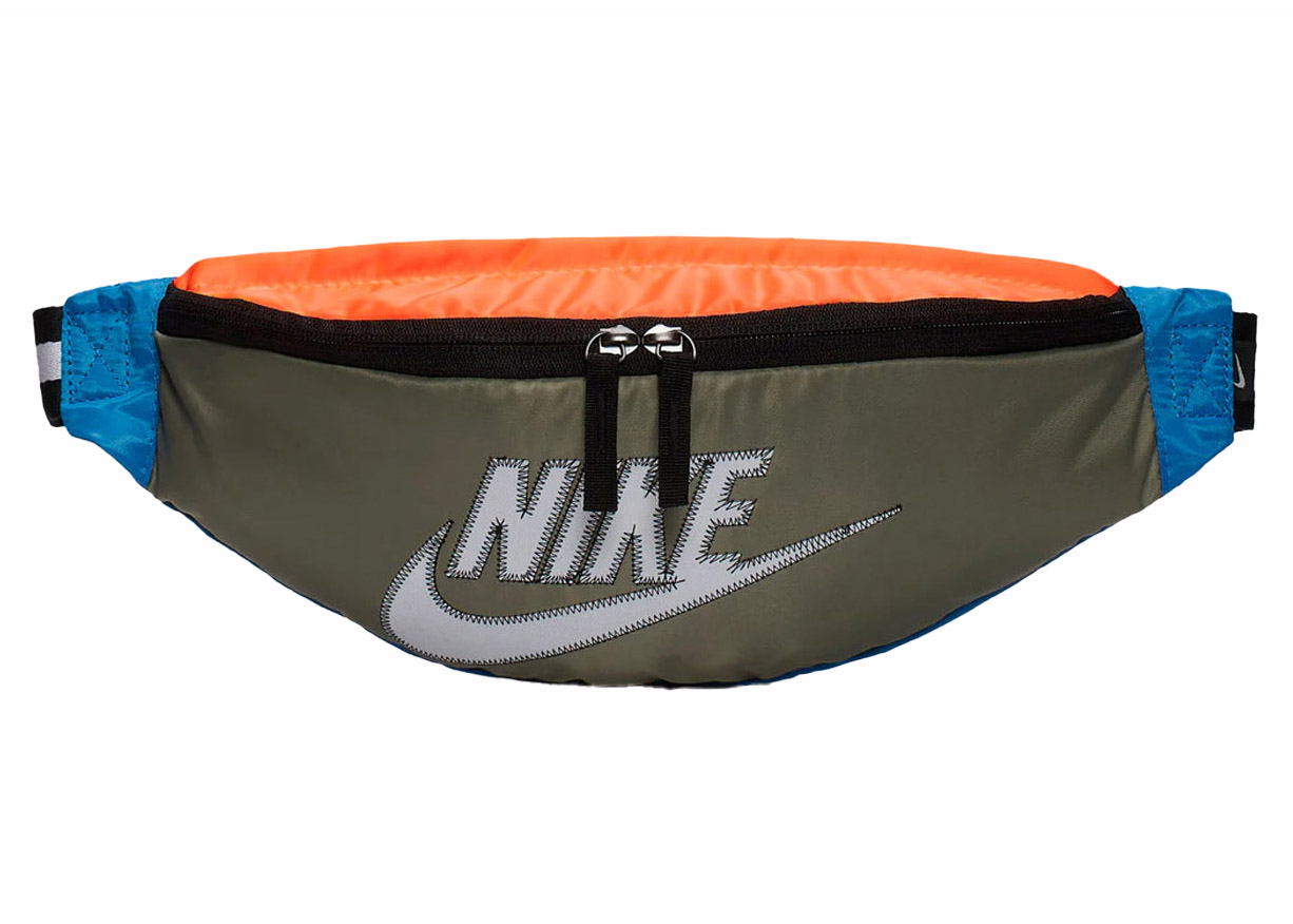 Nike Waist Bag, Women's Fashion, Watches & Accessories, Other Accessories  on Carousell