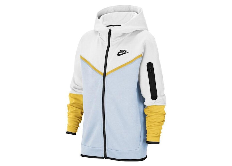 White nike 2024 tech fleece hoodie