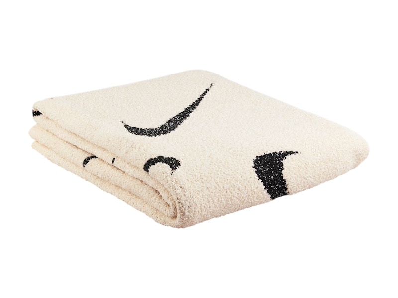 Pre-owned Nike Sportswear Phoenix Cozy Boucle Oversized Knit Blanket In Light Orewood Brown/black In Multi